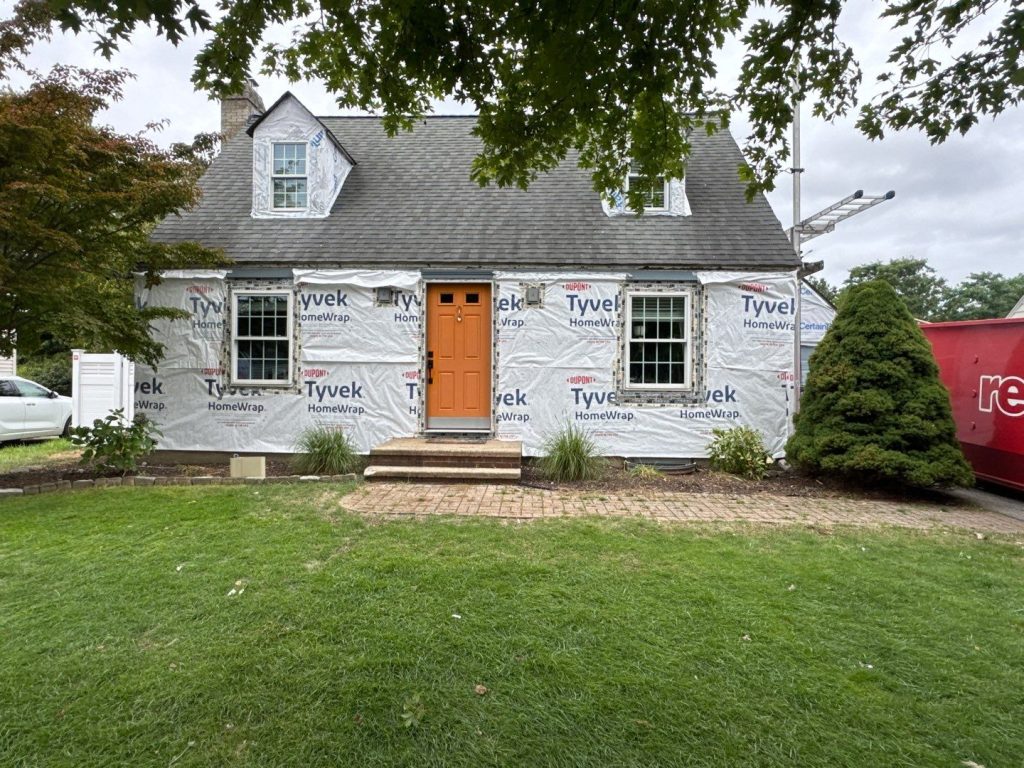 Recent Siding Project: Cape-Style Home in Cranston, RI 5 roslyn 2 1 1