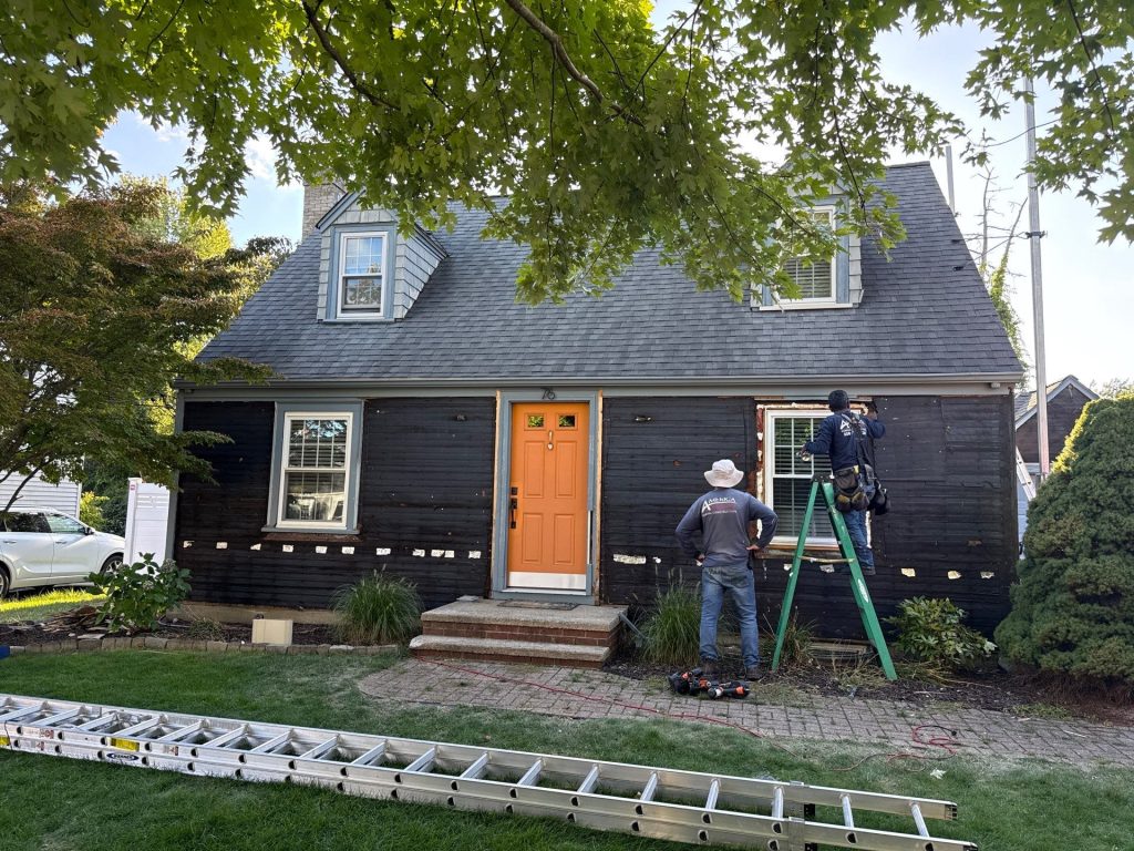 Recent Siding Project: Cape-Style Home in Cranston, RI 3 roslyn 8 1